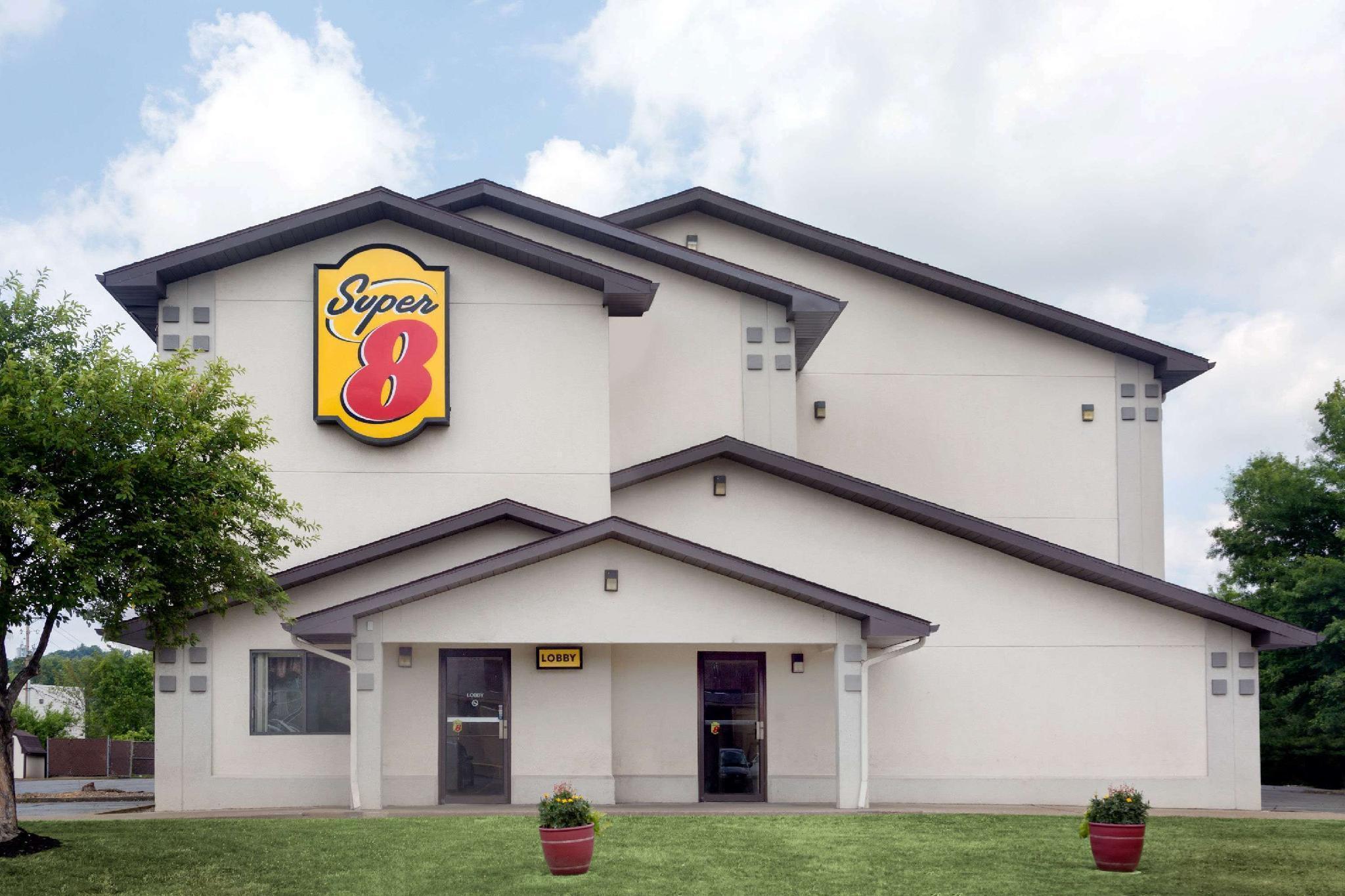 Super 8 By Wyndham Marietta Motel Exterior foto